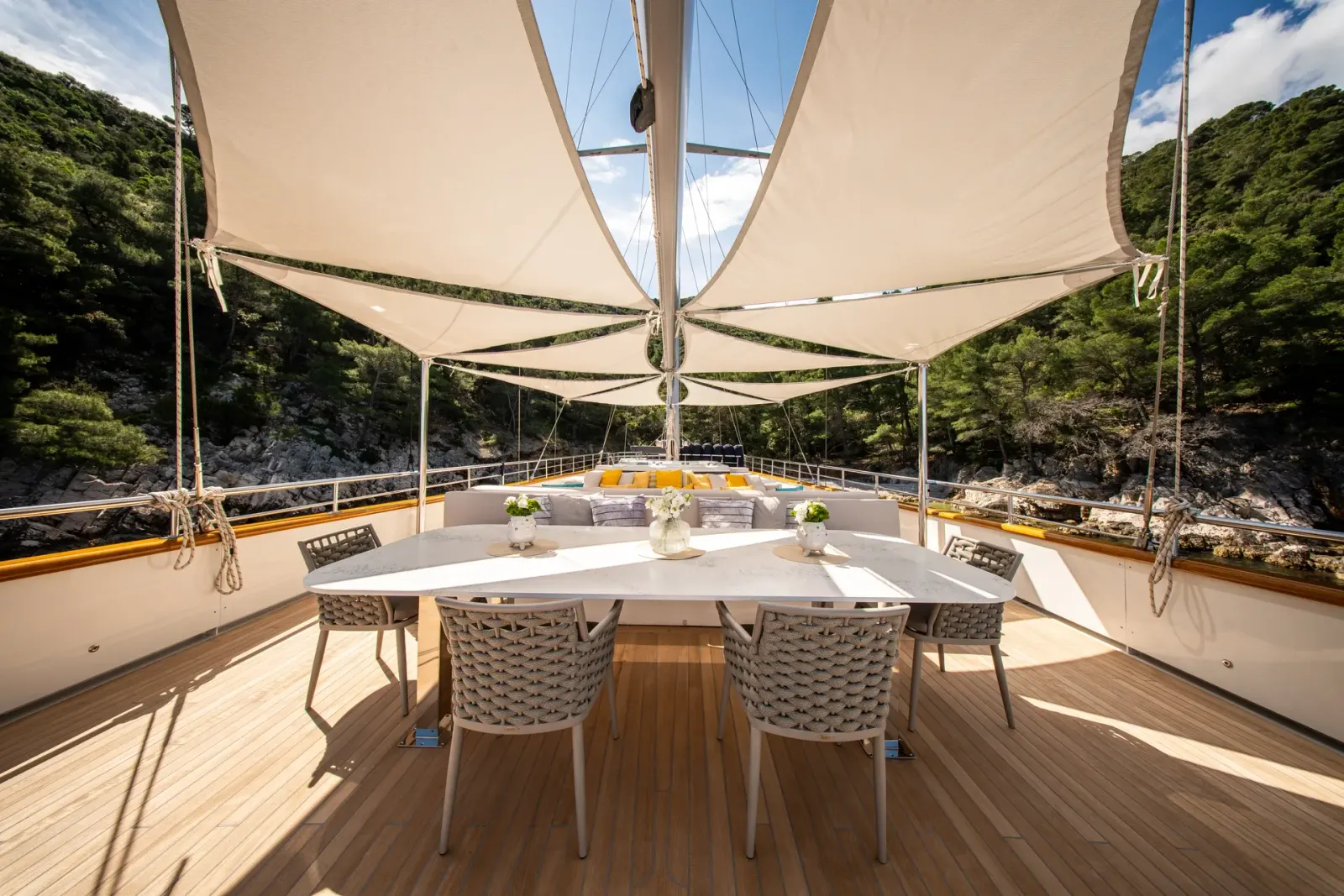 Dalmatino sailing in Split