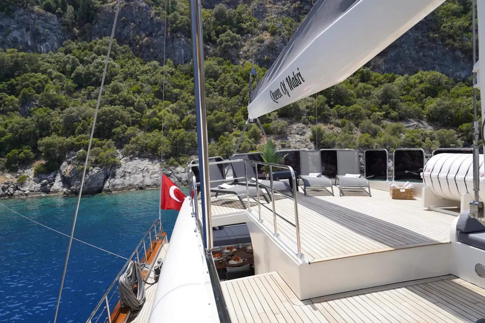 Queen Of Makri sailing in Göcek