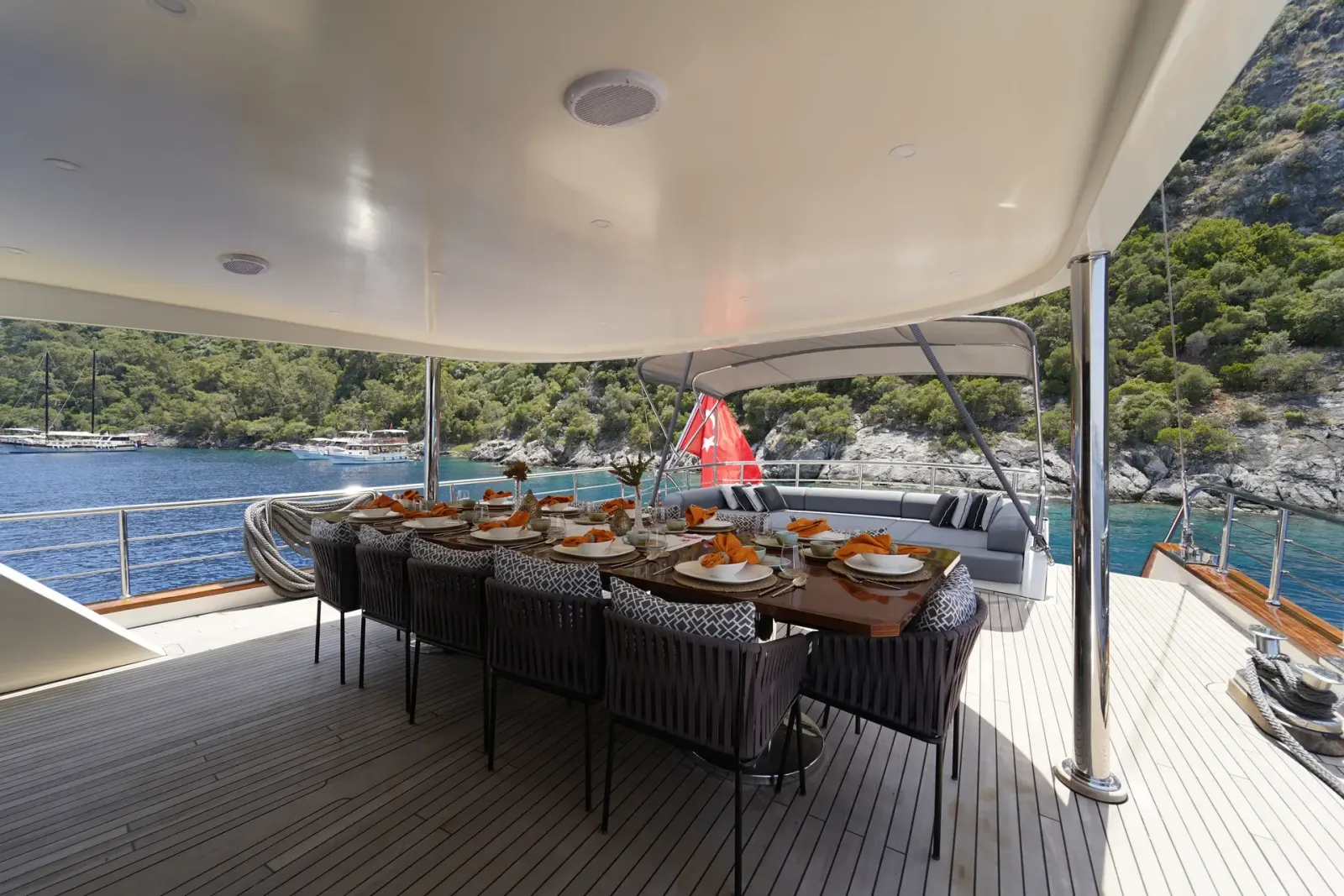 Queen Of Makri sailing in Göcek