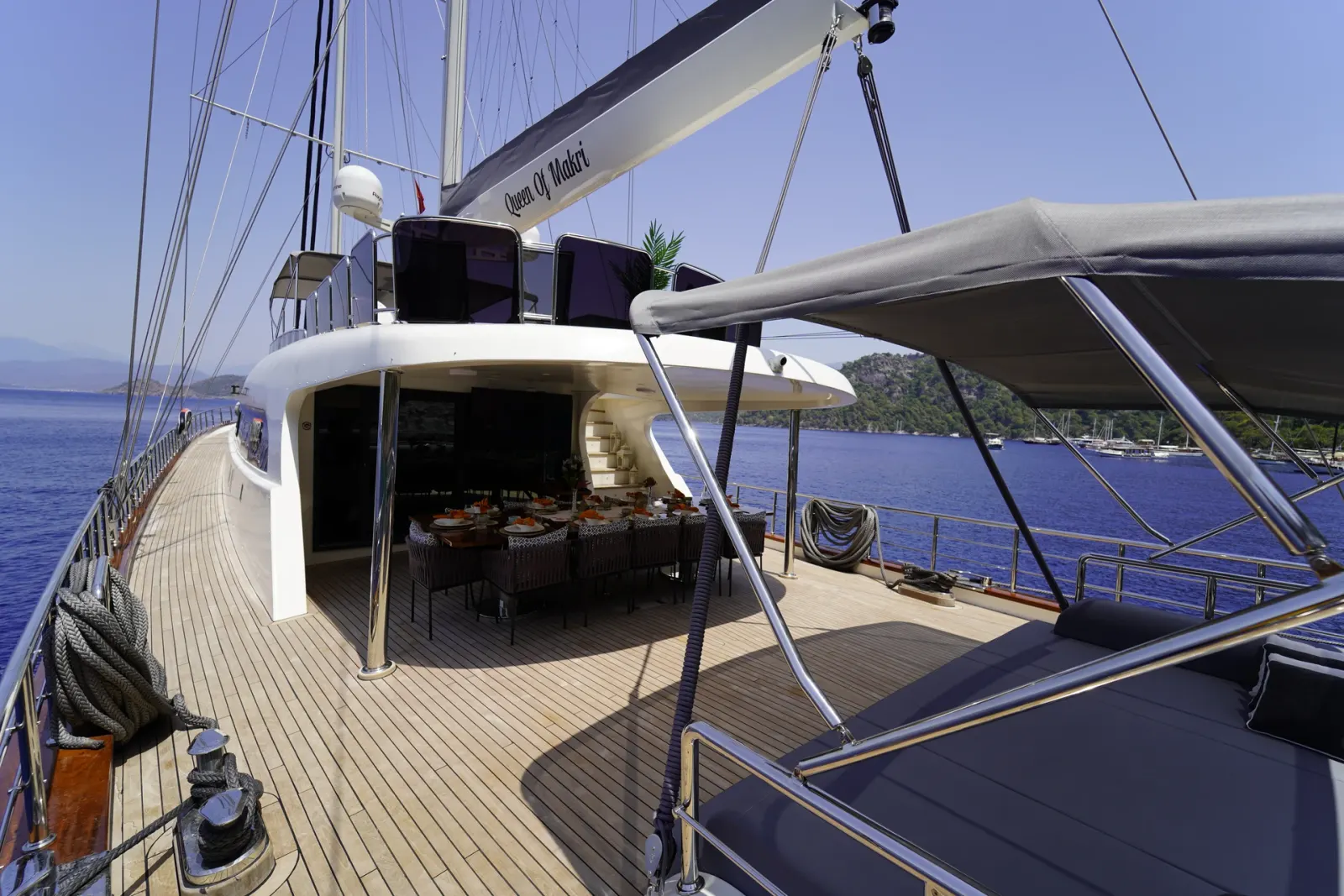 Queen Of Makri sailing in Göcek