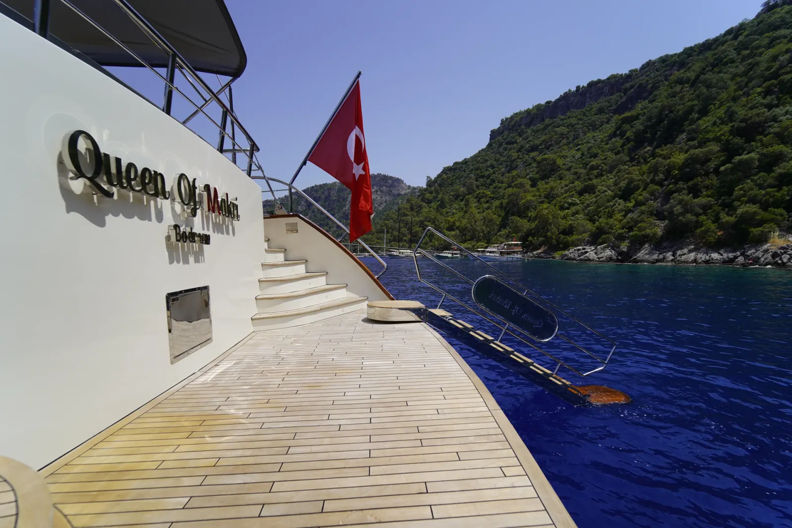 Queen Of Makri sailing in Göcek