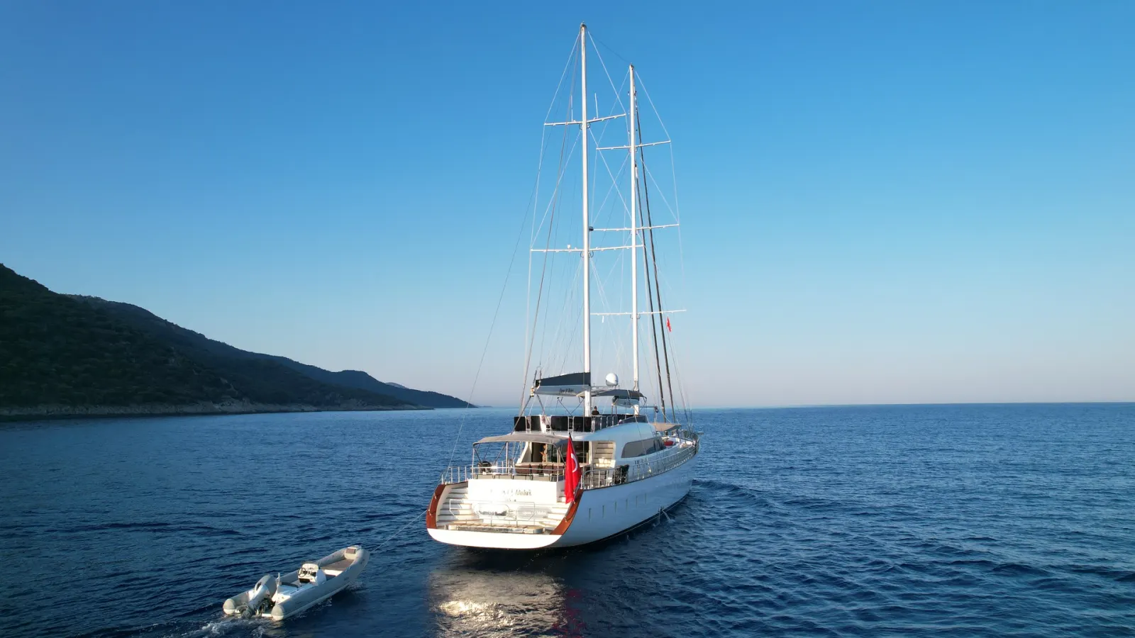 Queen Of Makri sailing in Göcek