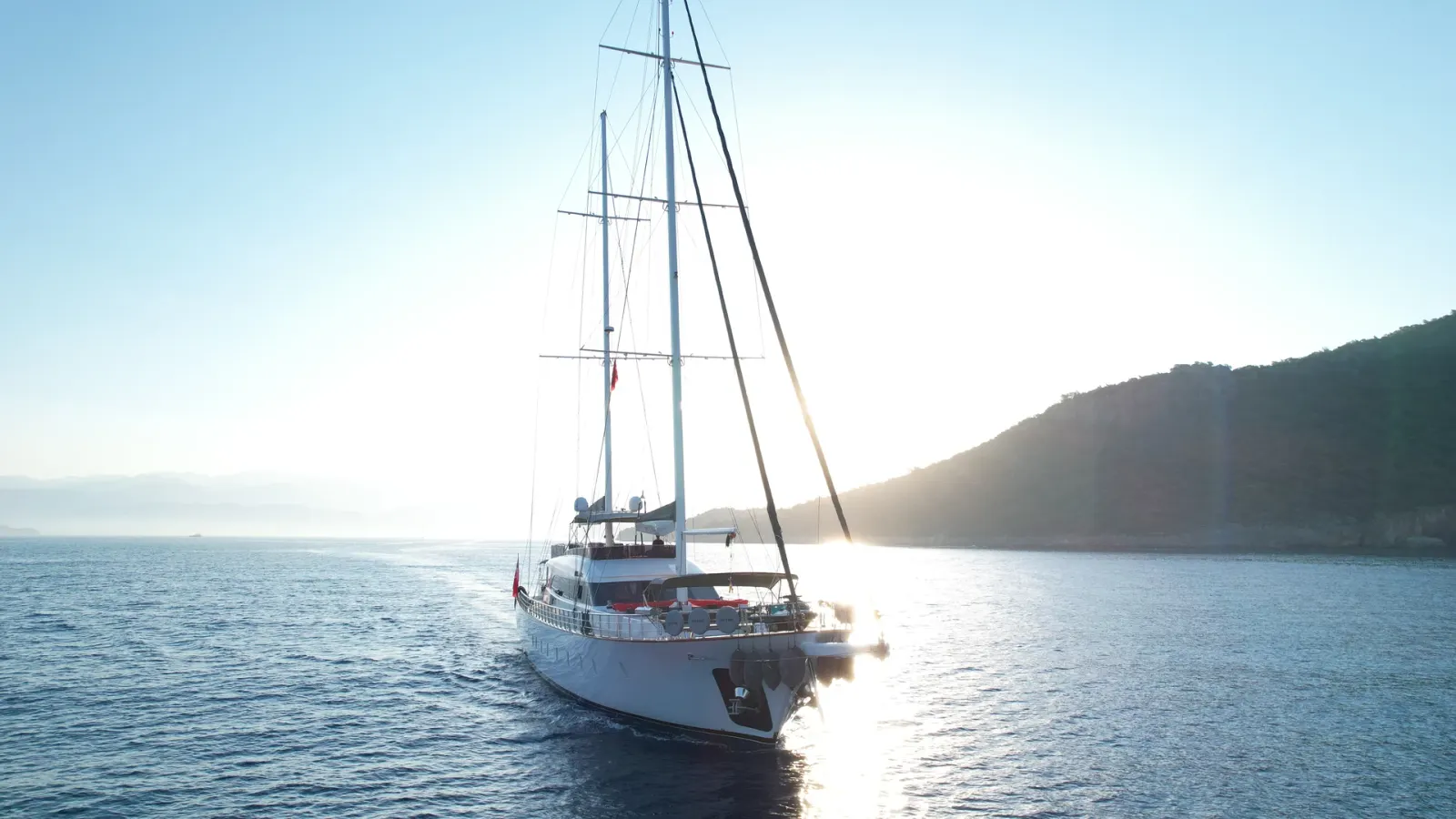 Queen Of Makri sailing in Göcek