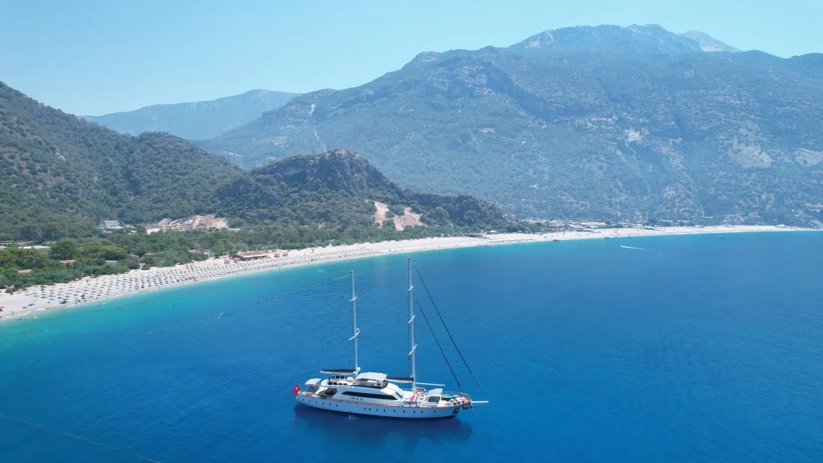 Queen Of Makri sailing in Göcek