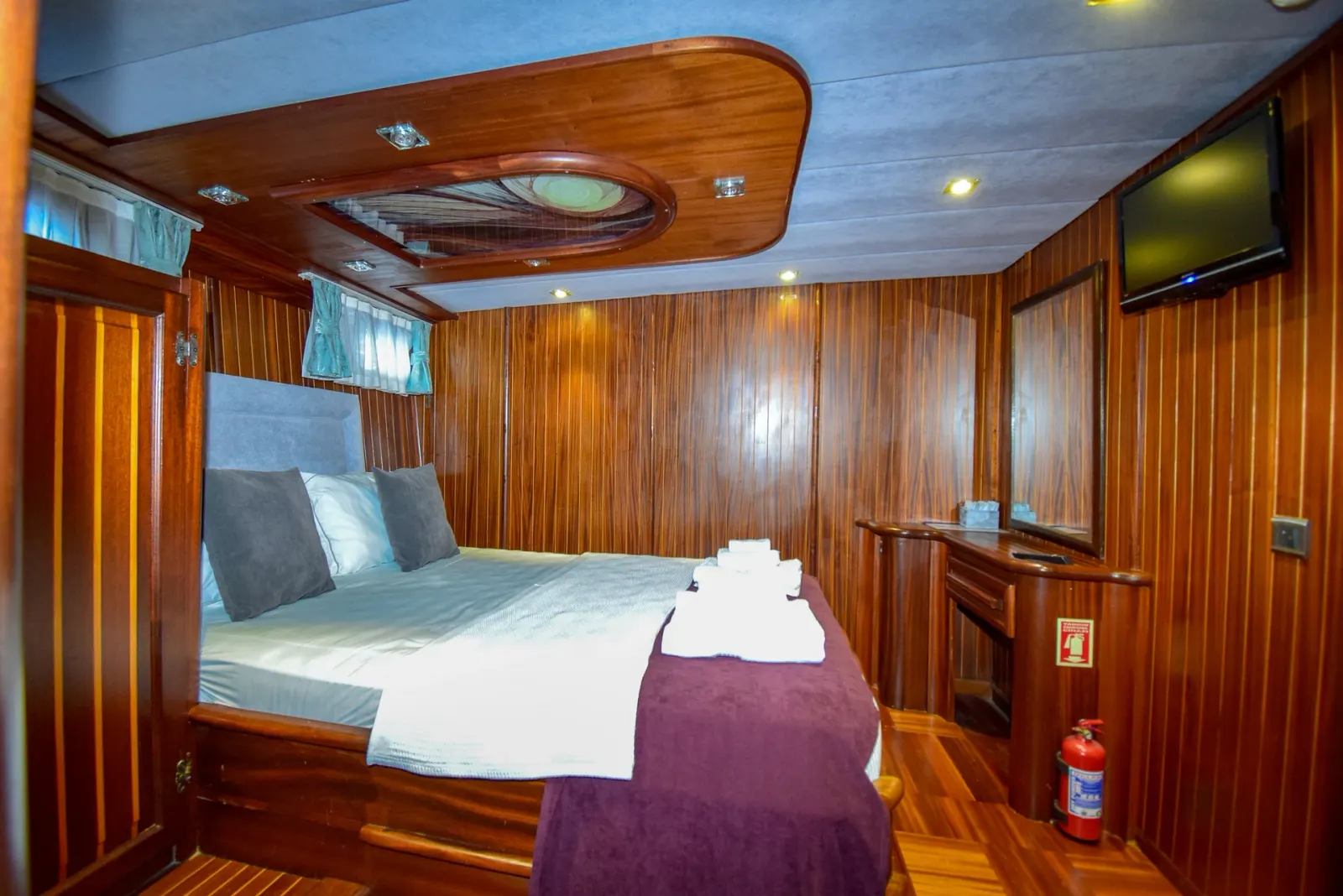 Ugur sailing in Marmaris