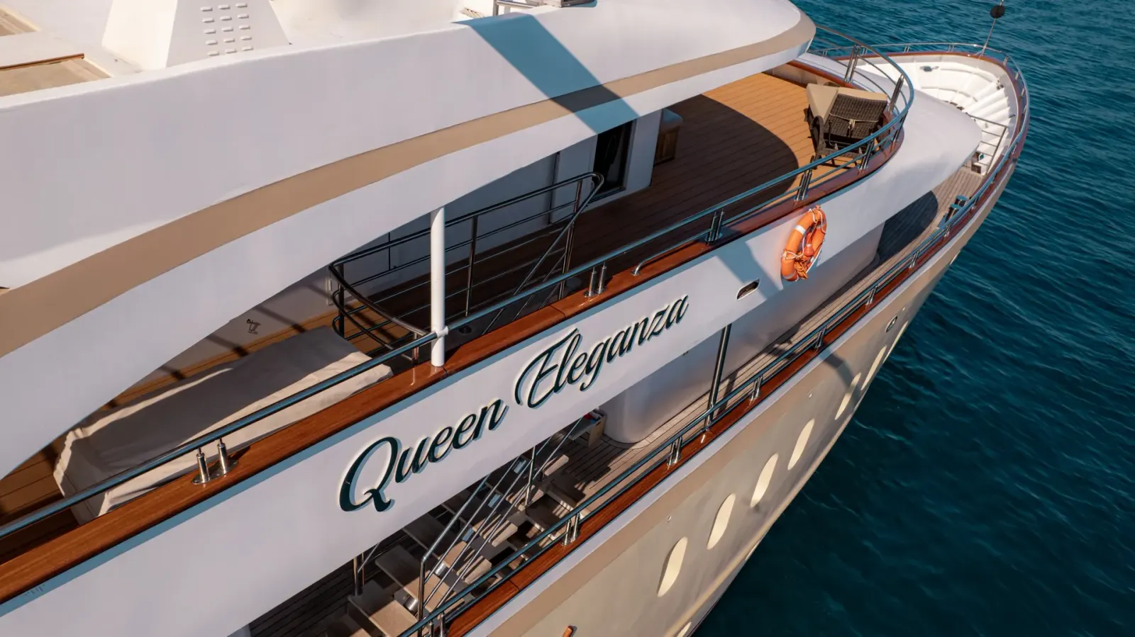 Queen Eleganza sailing in Dubrovnik