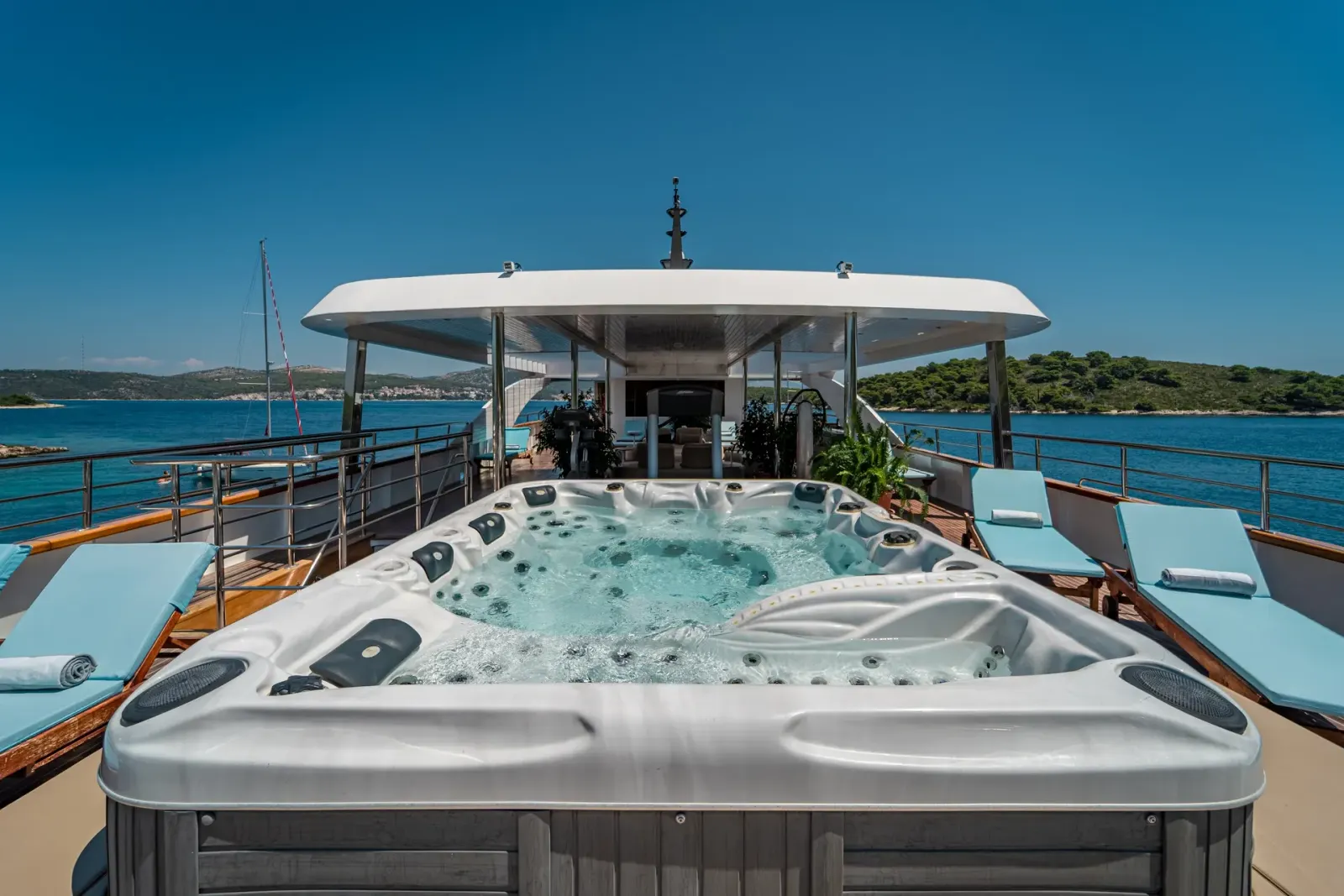 Riva sailing in Dubrovnik