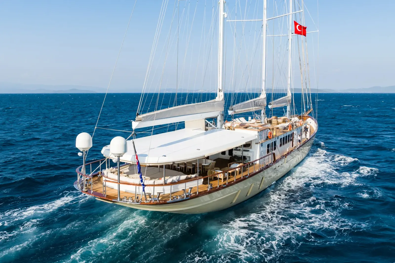 Yazz sailing in Bodrum