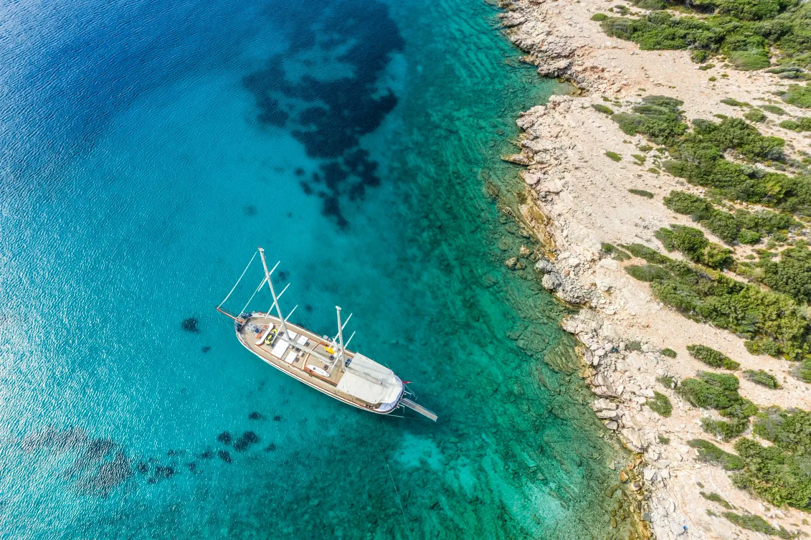 Estrella De Mar sailing in Bodrum