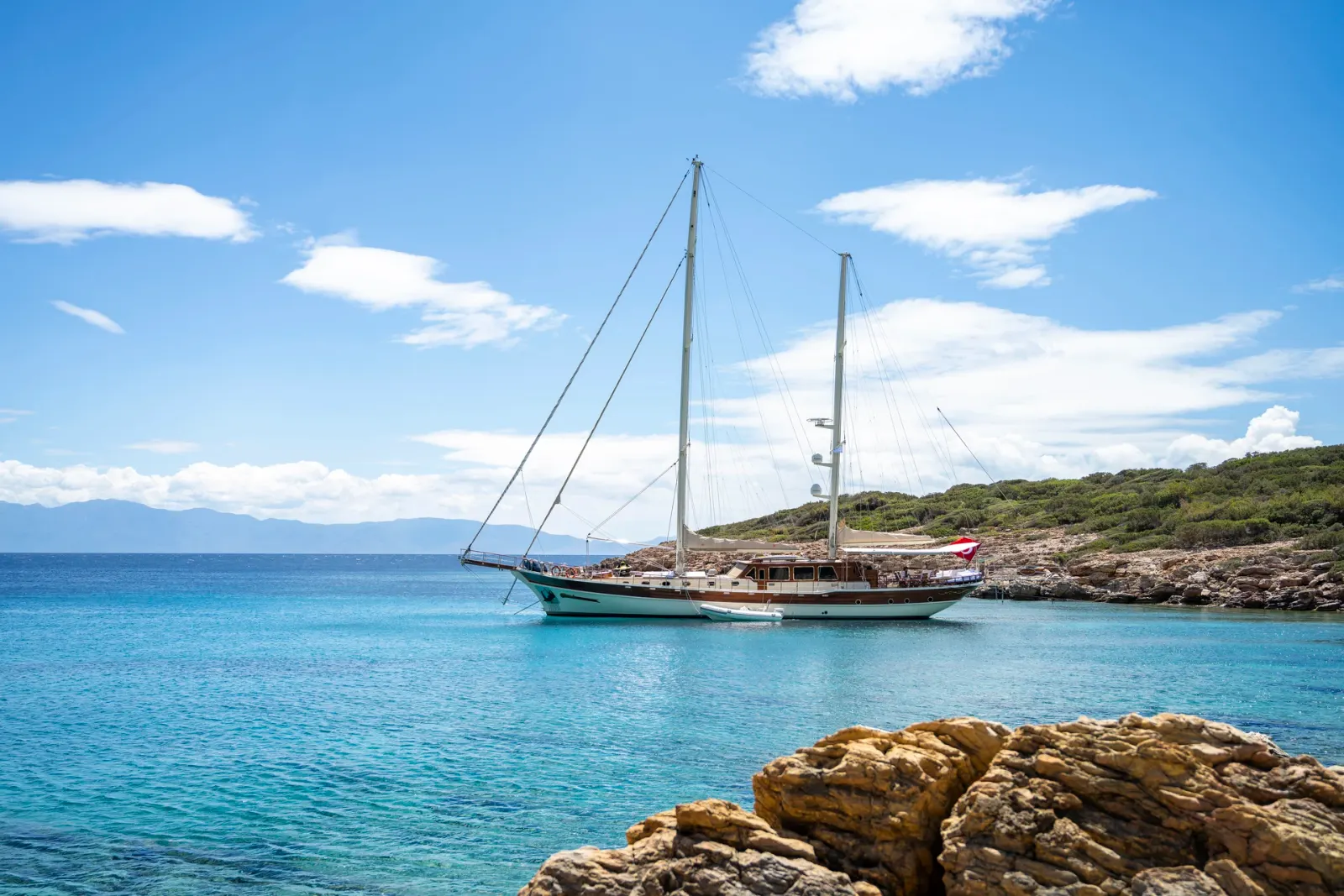 Estrella De Mar sailing in Bodrum