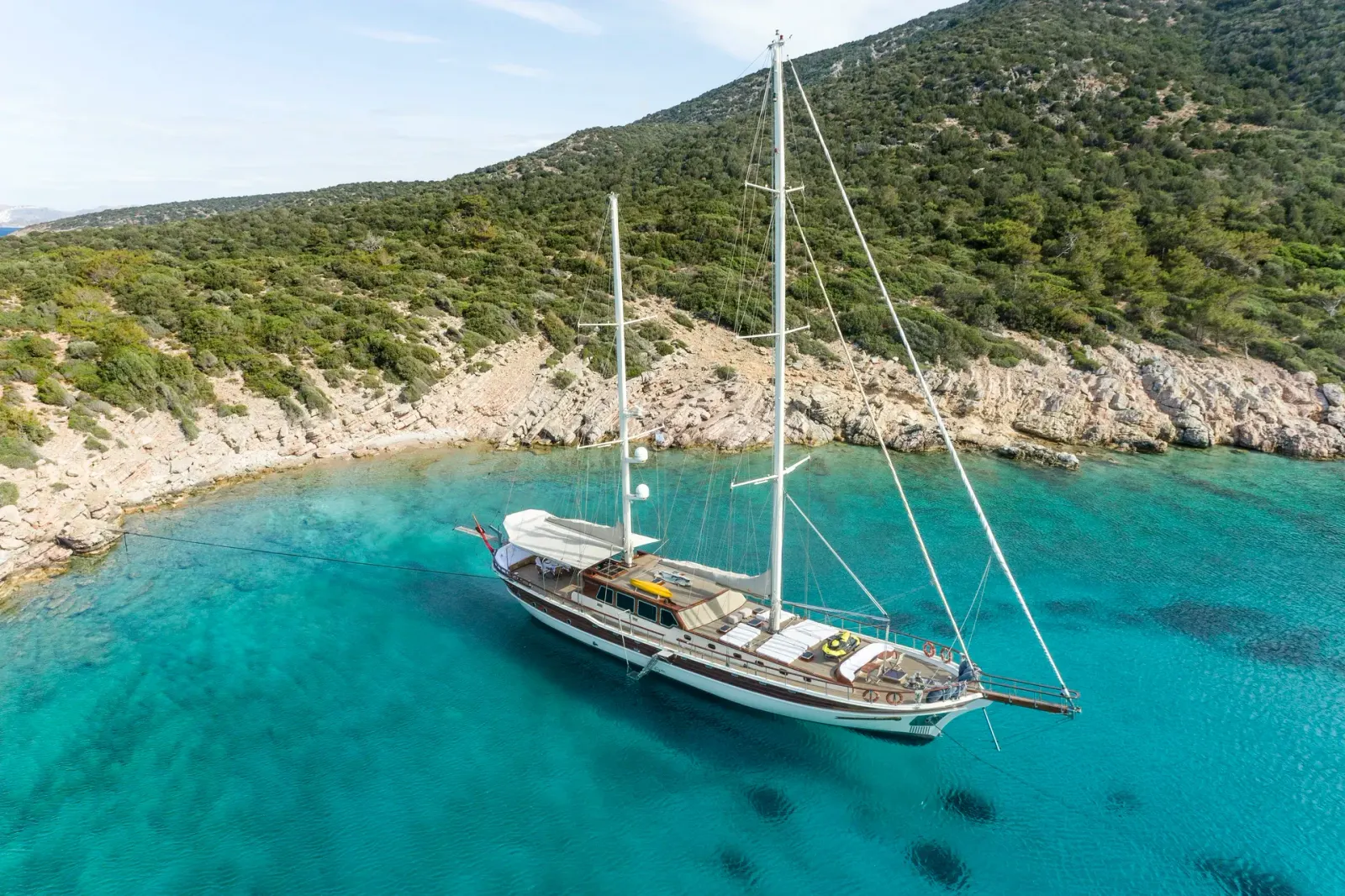 Estrella De Mar sailing in Bodrum