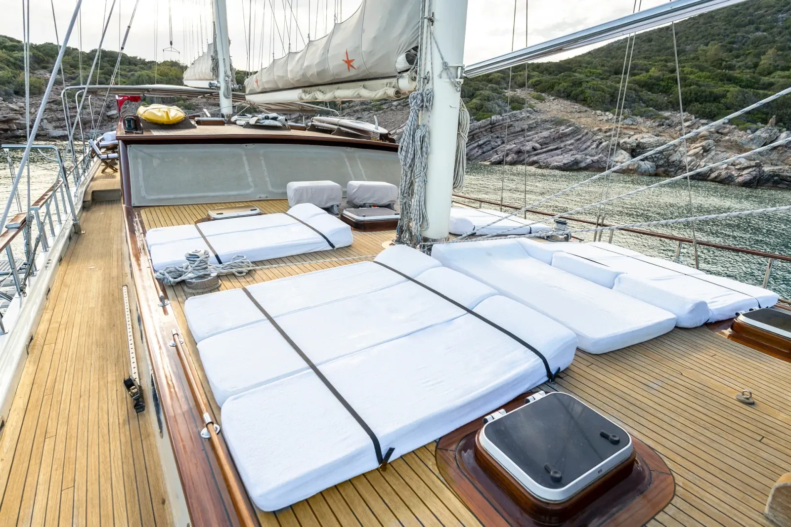 Estrella De Mar sailing in Bodrum