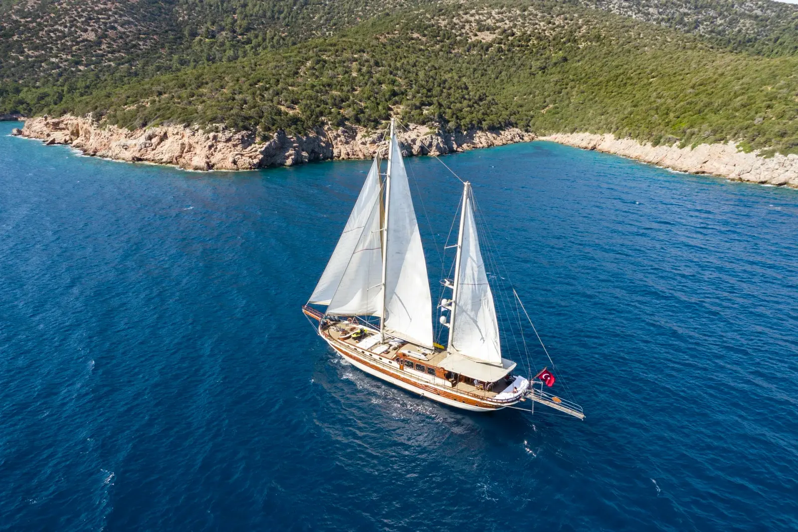 Estrella De Mar sailing in Bodrum