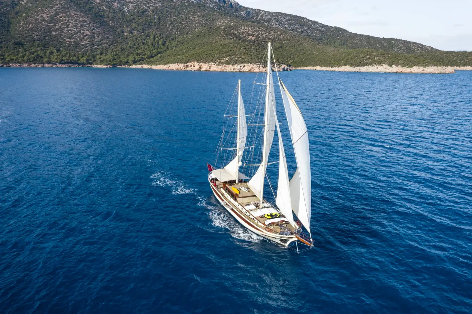 Estrella De Mar sailing in Bodrum