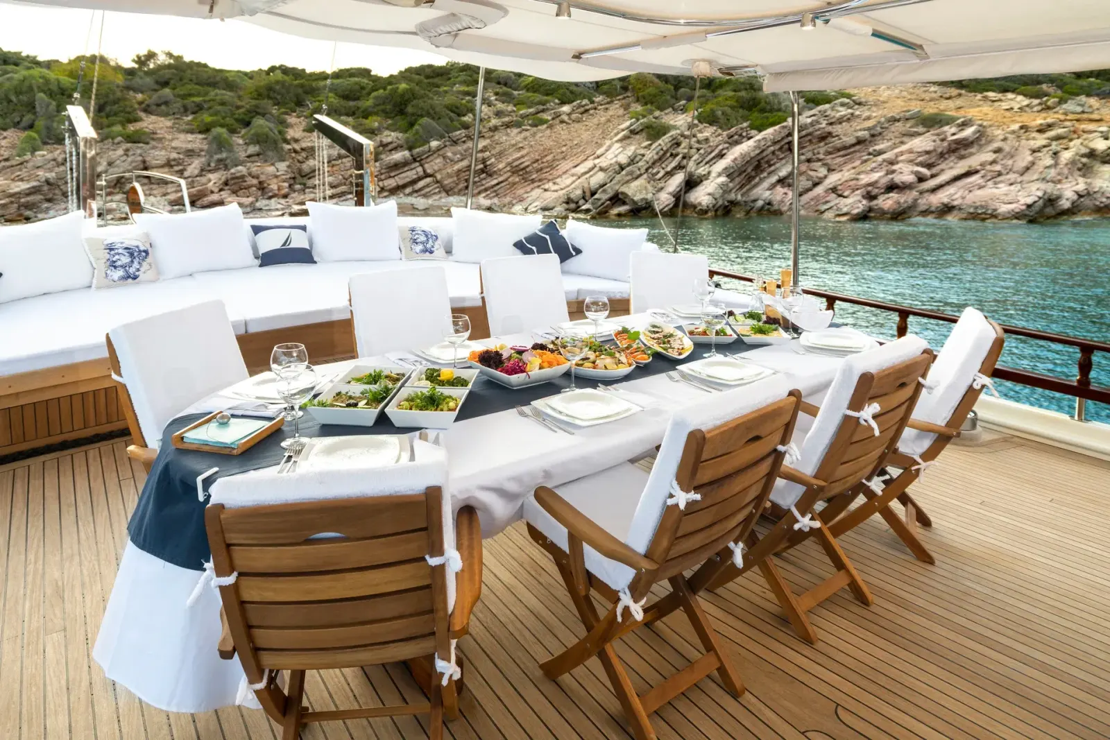 Estrella De Mar sailing in Bodrum