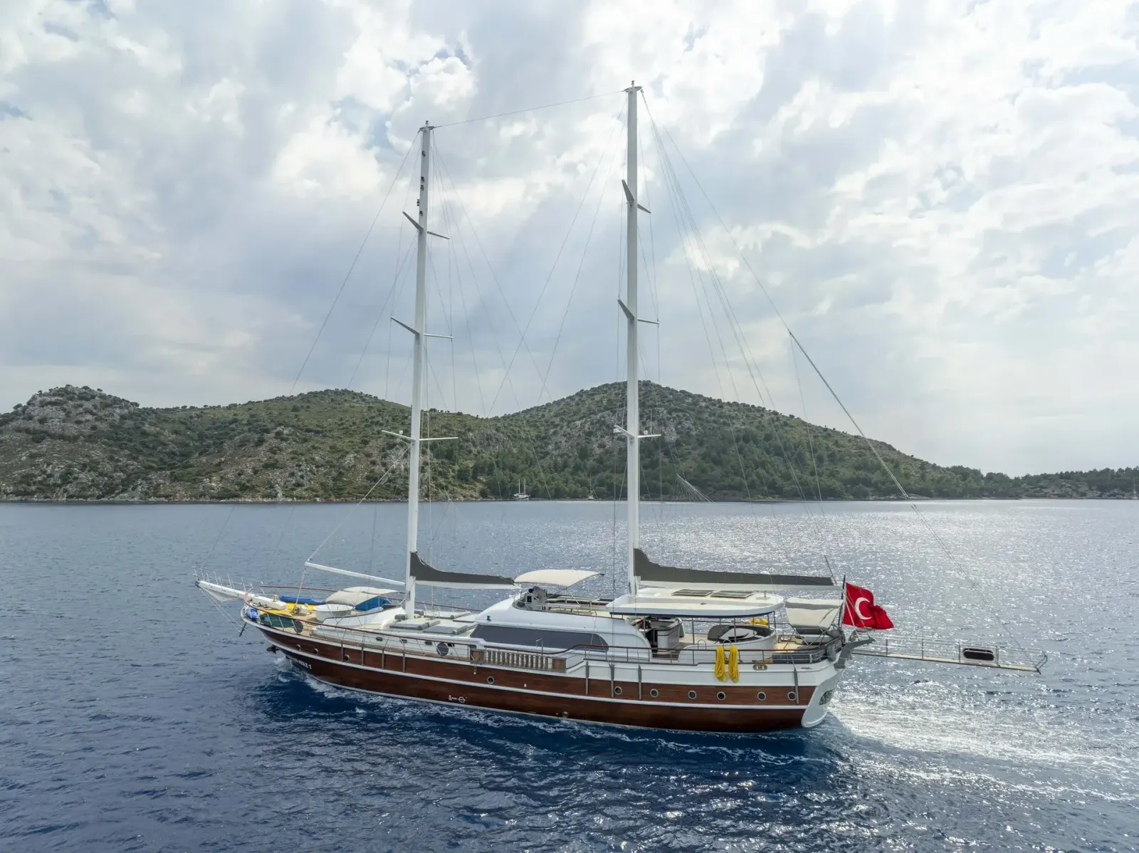Kaan Ayaz sailing in Marmaris