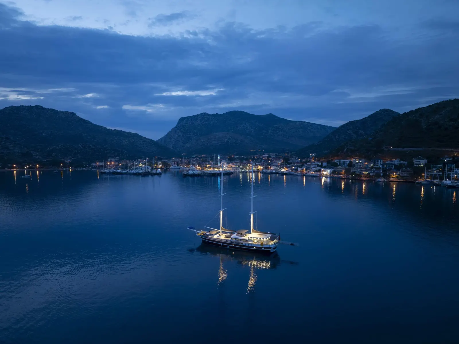 Kaan Ayaz sailing in Marmaris
