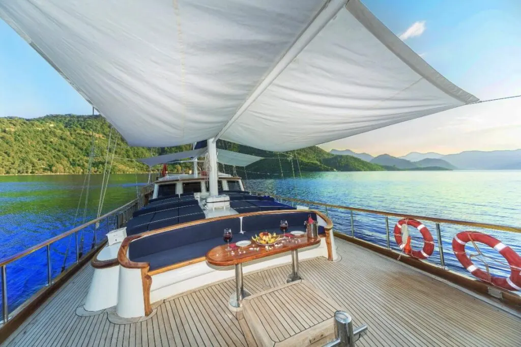 Remzi Yilmaz sailing in Marmaris