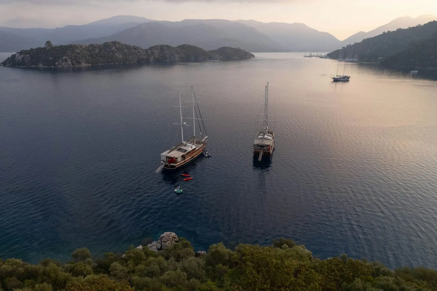 Yucebey sailing in Marmaris