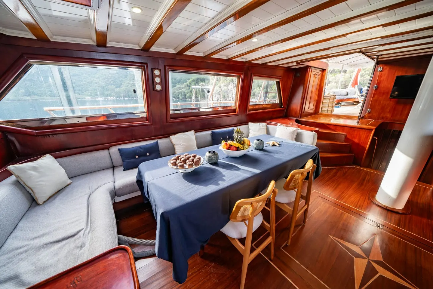 Yucebey sailing in Marmaris