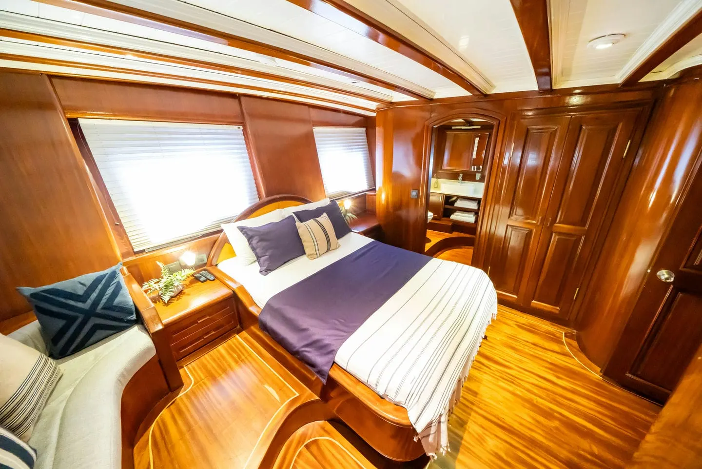 Yucebey sailing in Marmaris