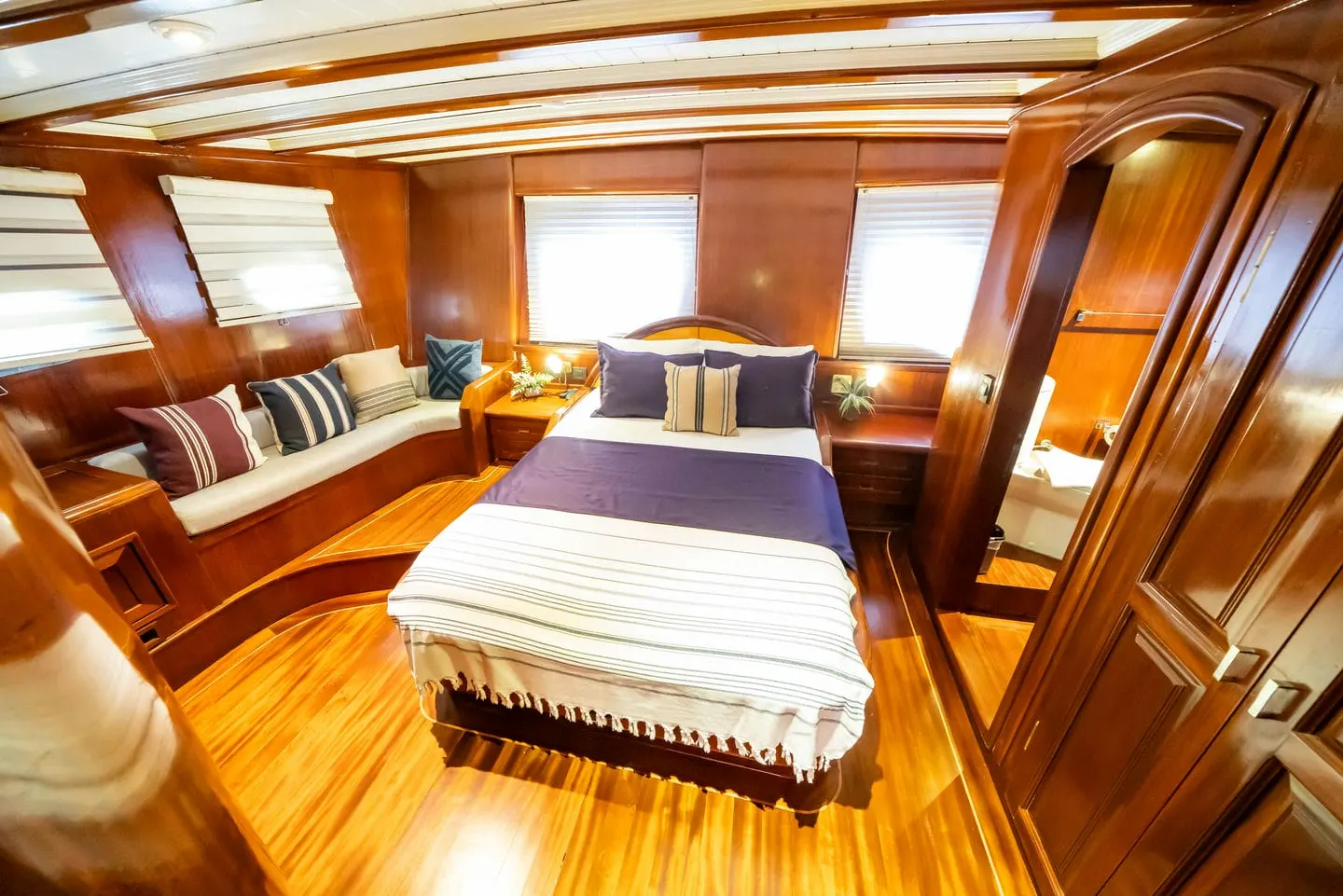 Yucebey sailing in Marmaris