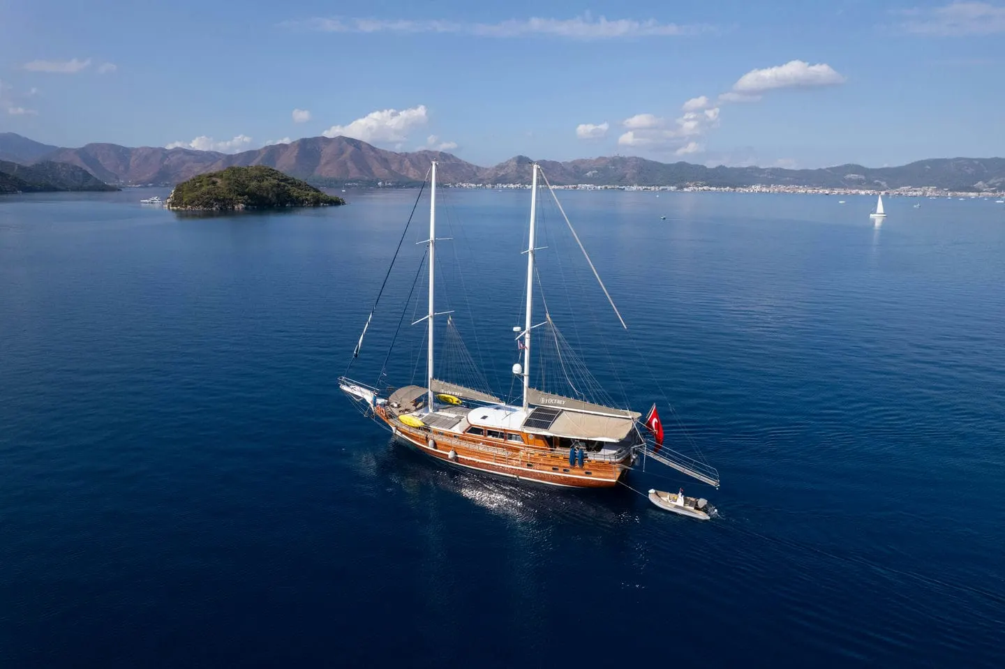 Yucebey sailing in Marmaris