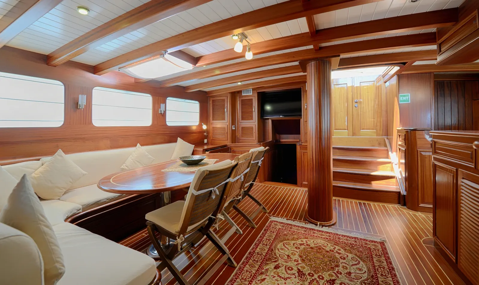 Zephyria II sailing in Bodrum