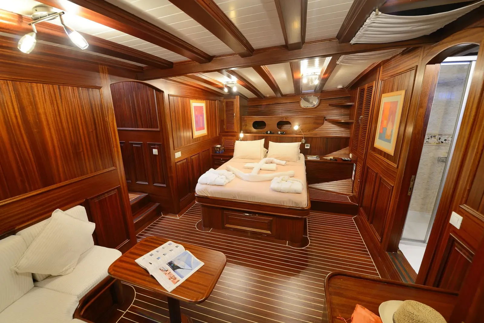 Zephyria II sailing in Bodrum