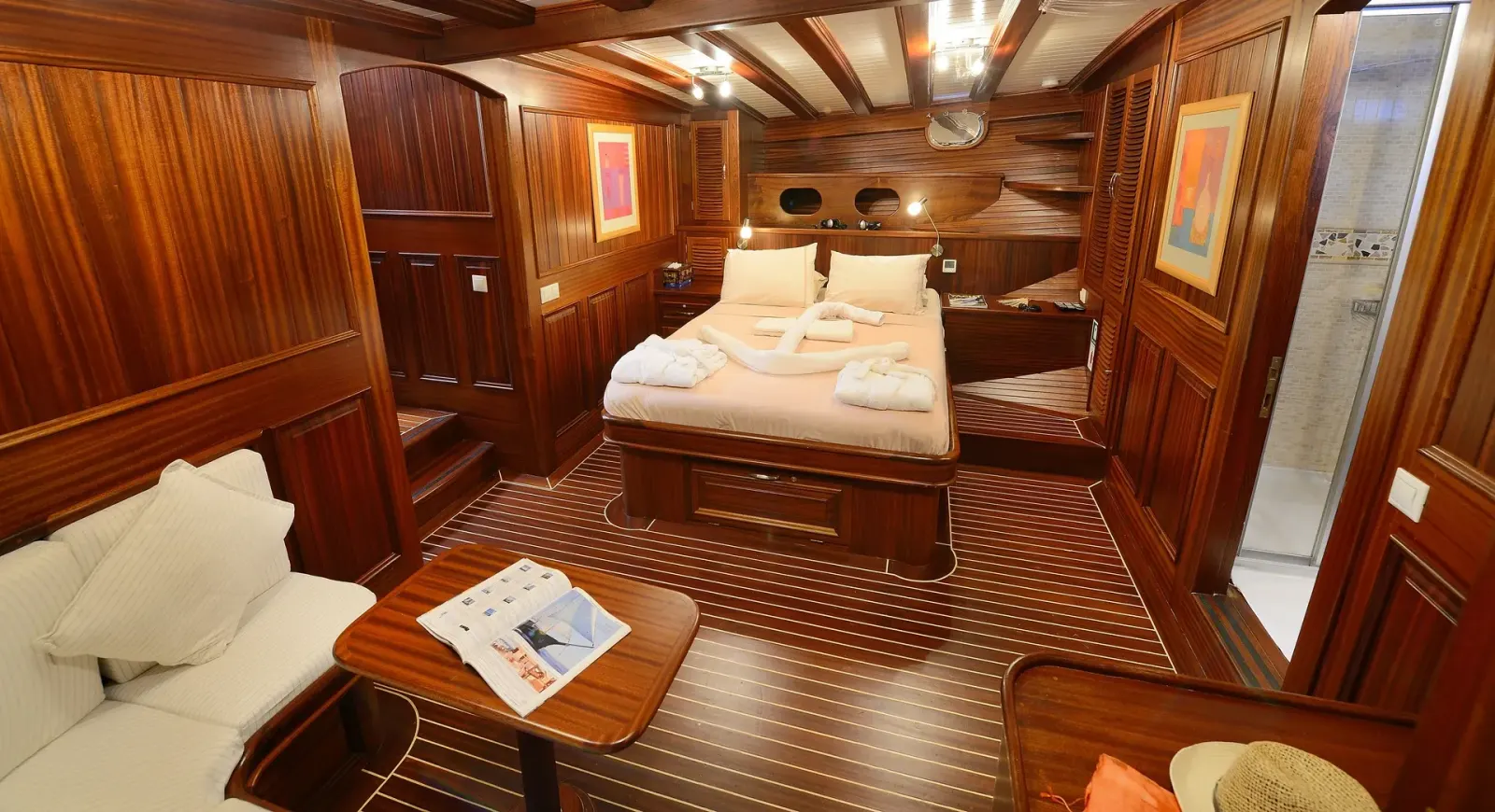 Zephyria II sailing in Bodrum