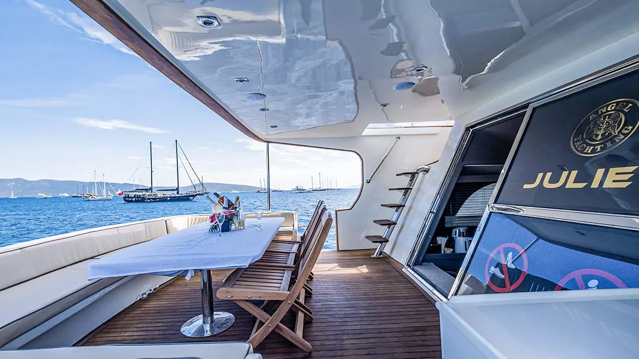 Juliet sailing in Bodrum