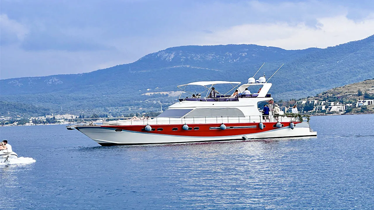Juliet sailing in Bodrum