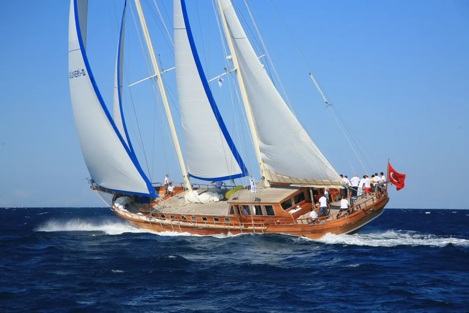 Kaya Guneri III 1