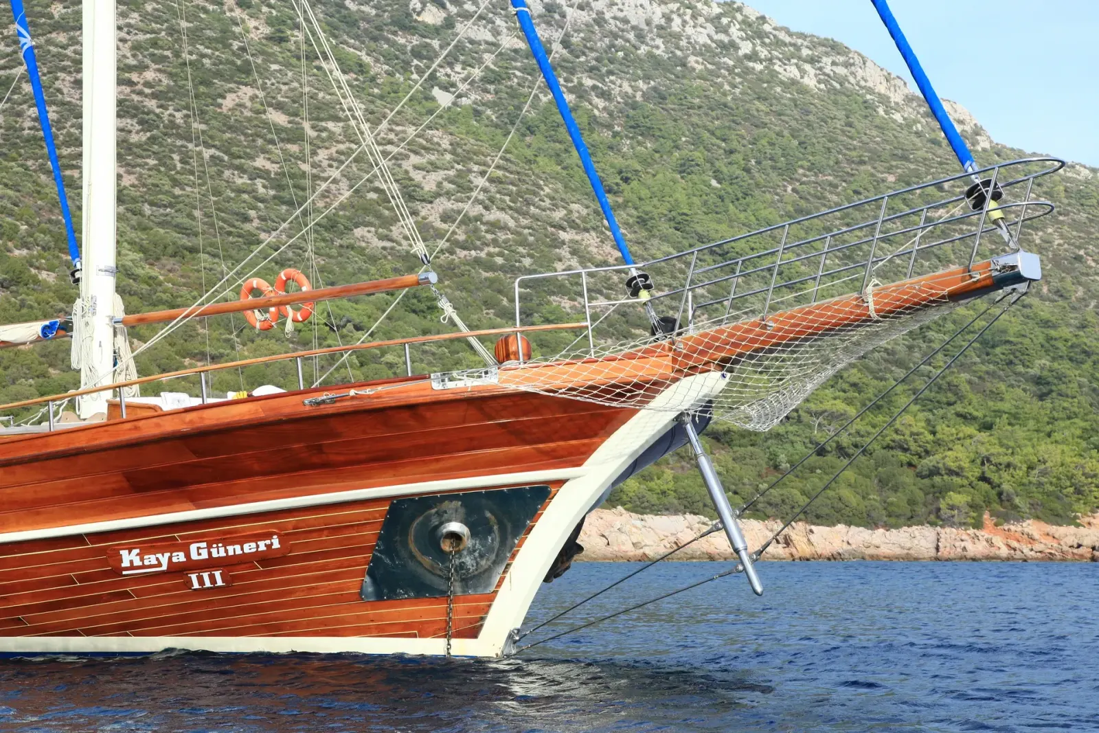Kaya Guneri III sailing in Bodrum