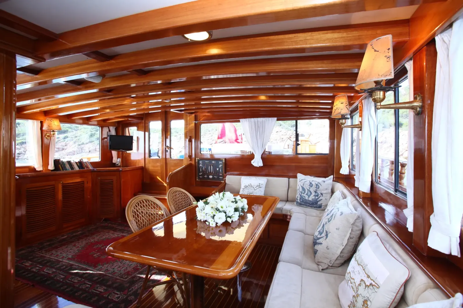 Kaya Guneri III sailing in Bodrum