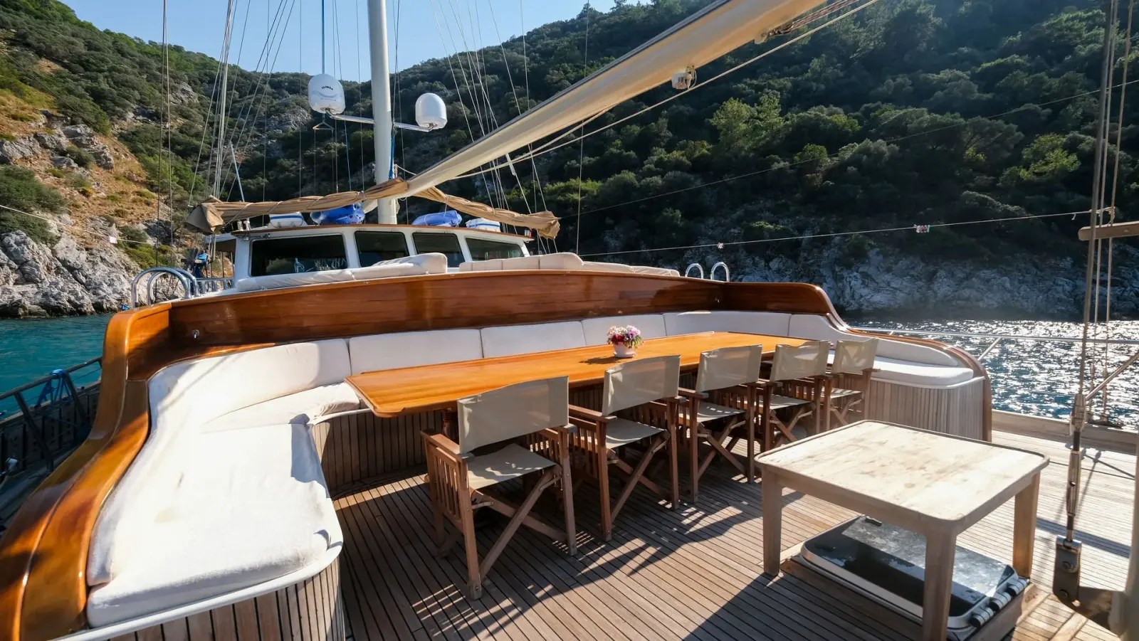 Larin Su sailing in Fethiye