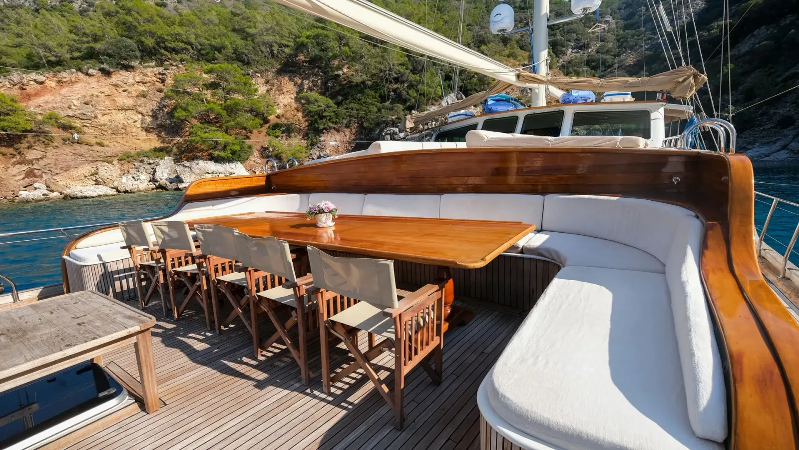 Larin Su sailing in Fethiye