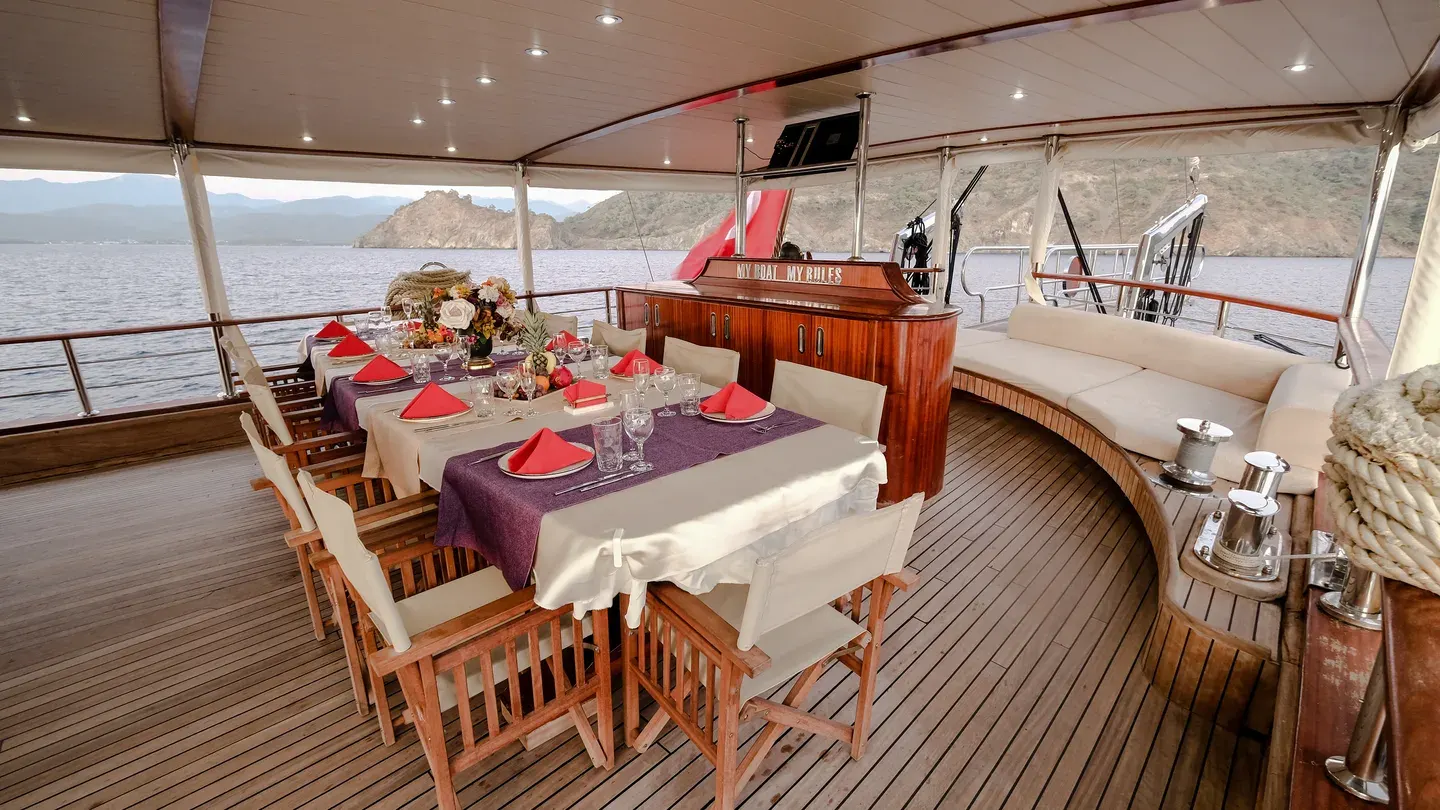 Ada Deniz sailing in Fethiye