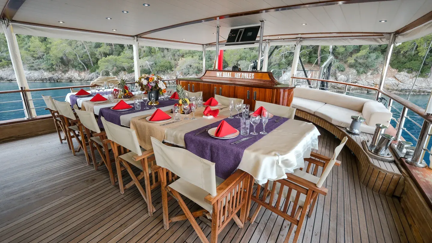 Ada Deniz sailing in Fethiye