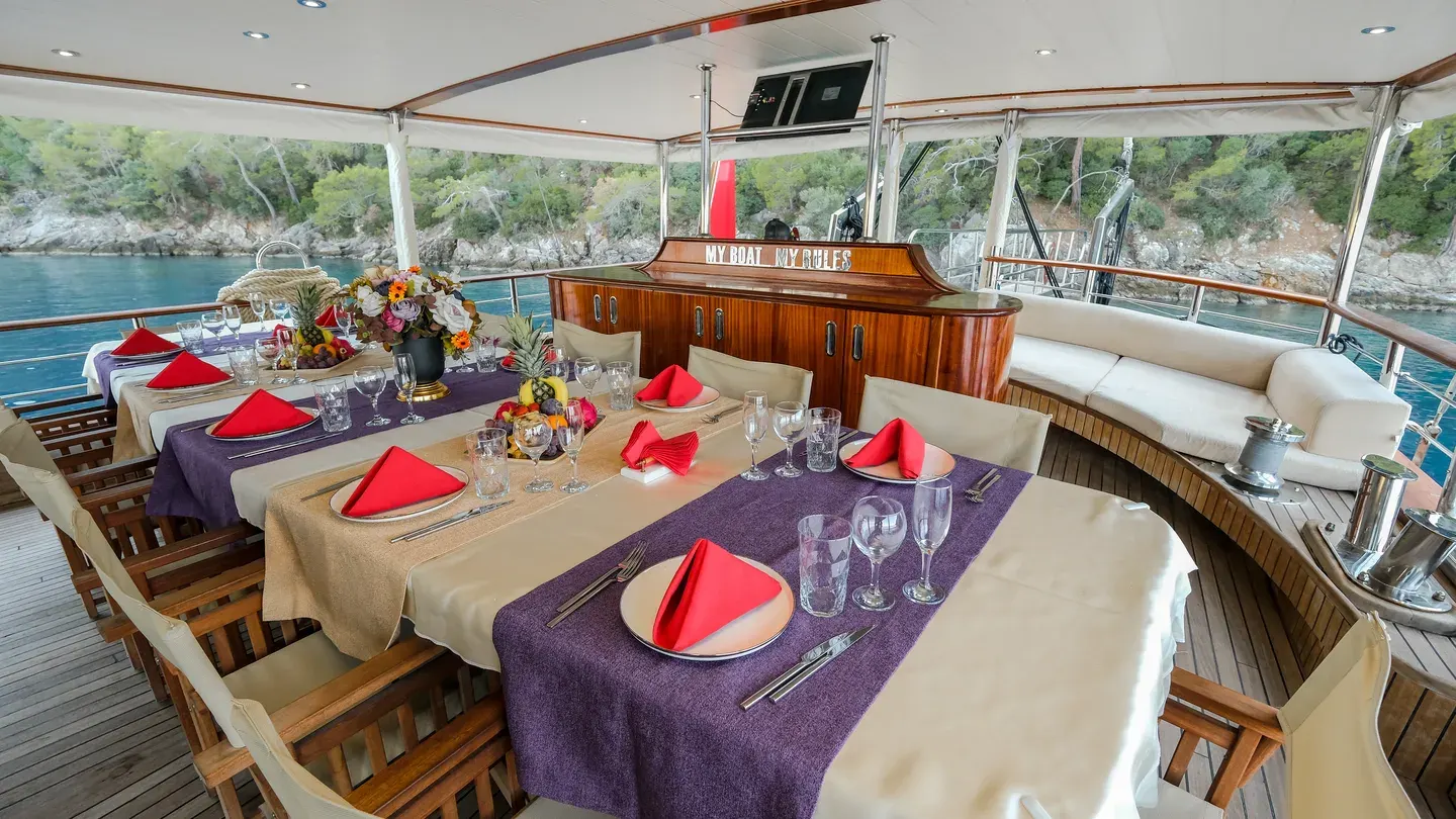 Ada Deniz sailing in Fethiye