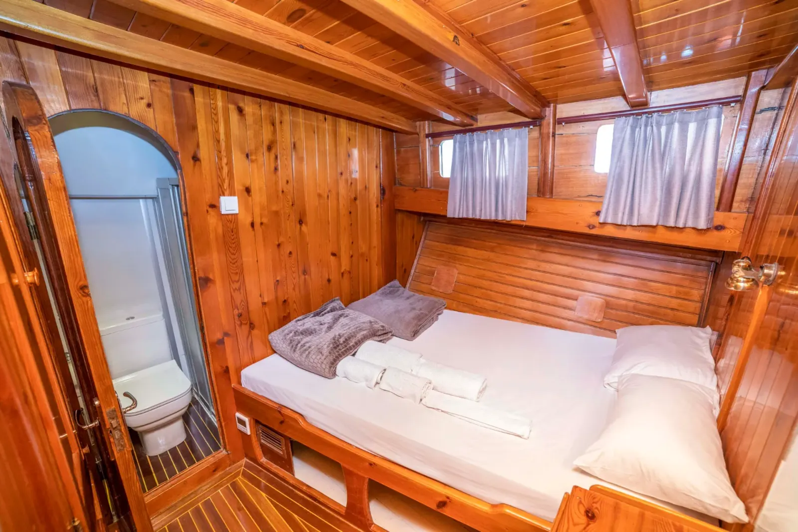 Fatos sailing in Bodrum