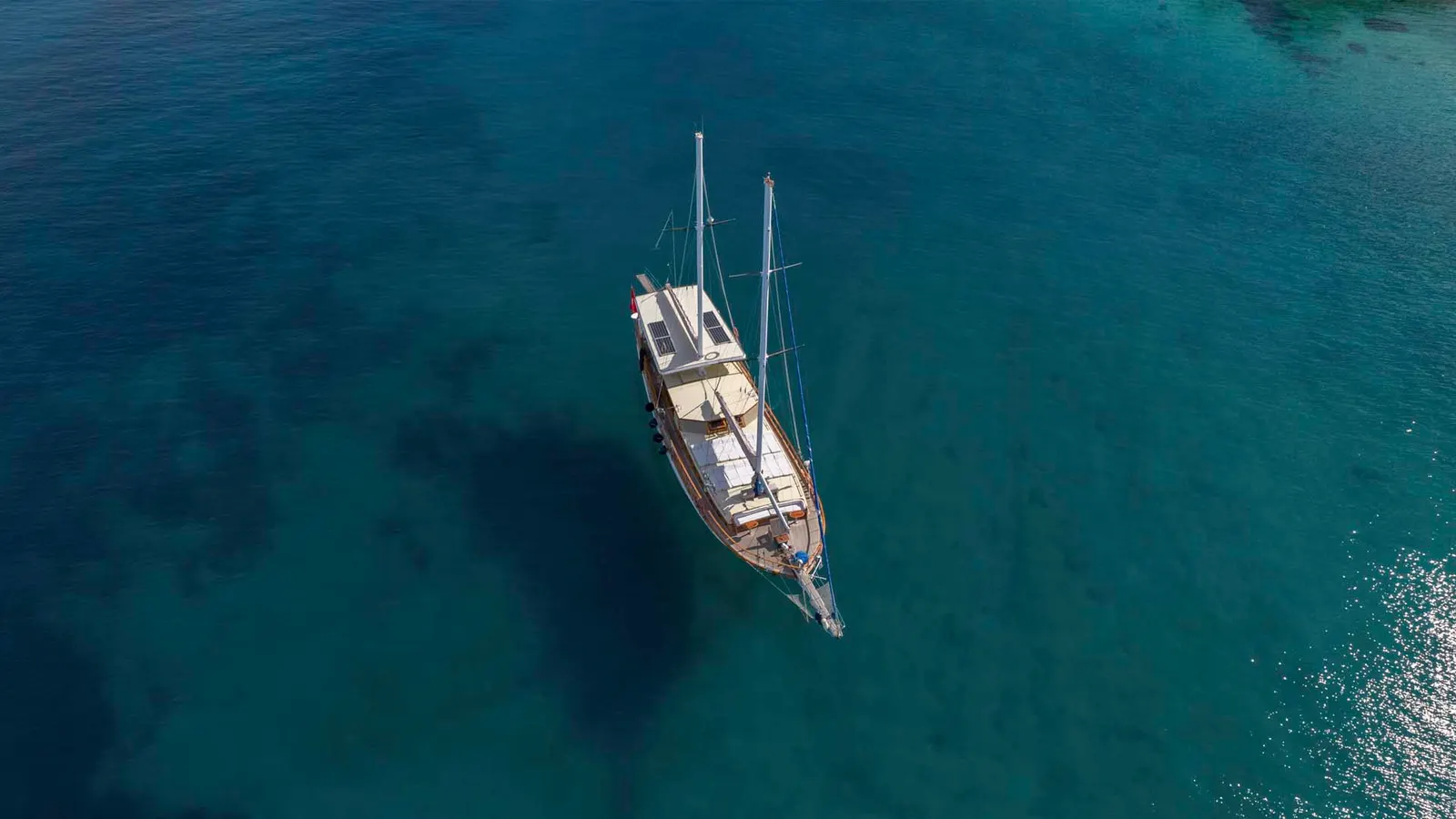 Fatos sailing in Bodrum