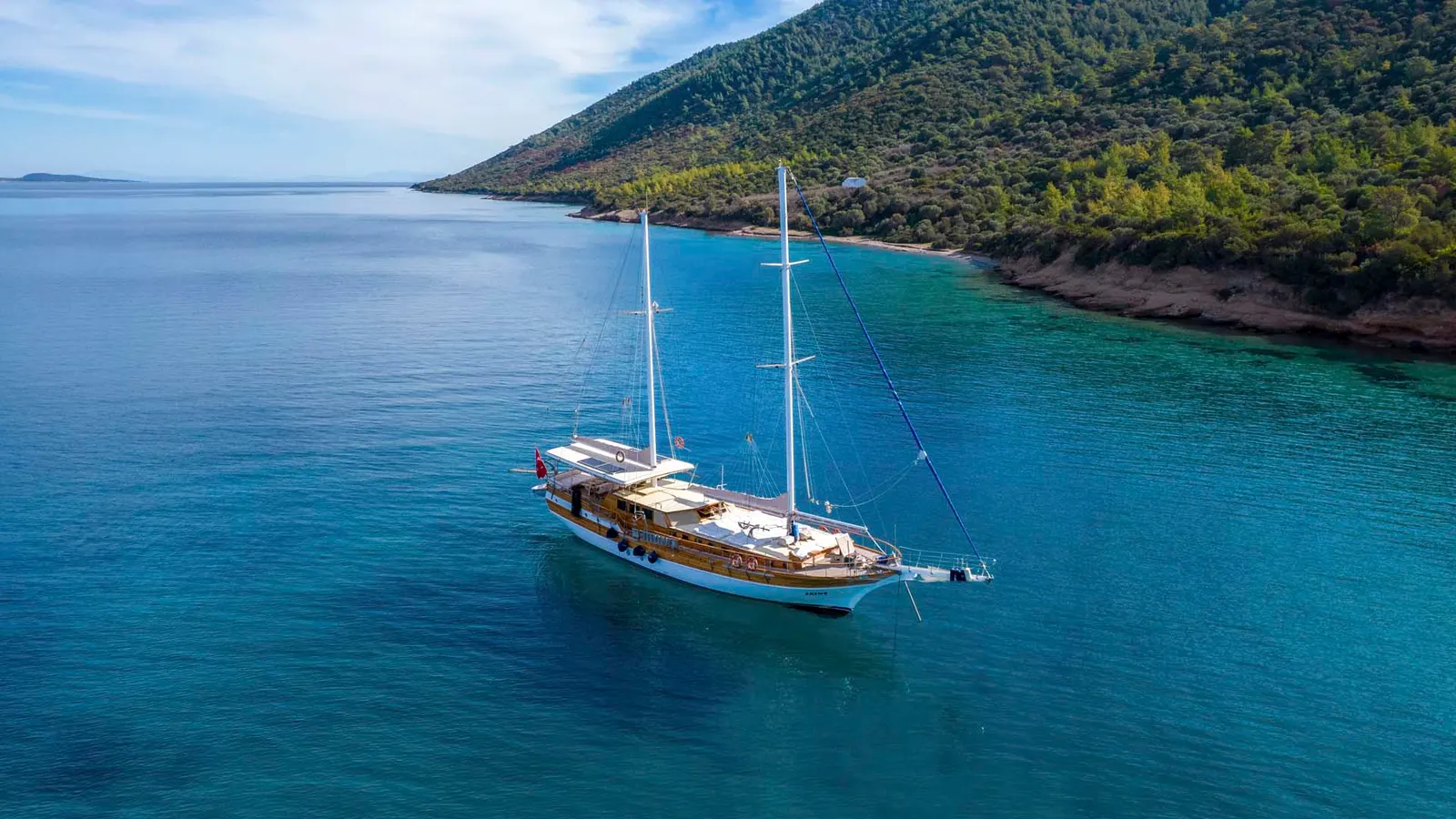 Fatos sailing in Bodrum