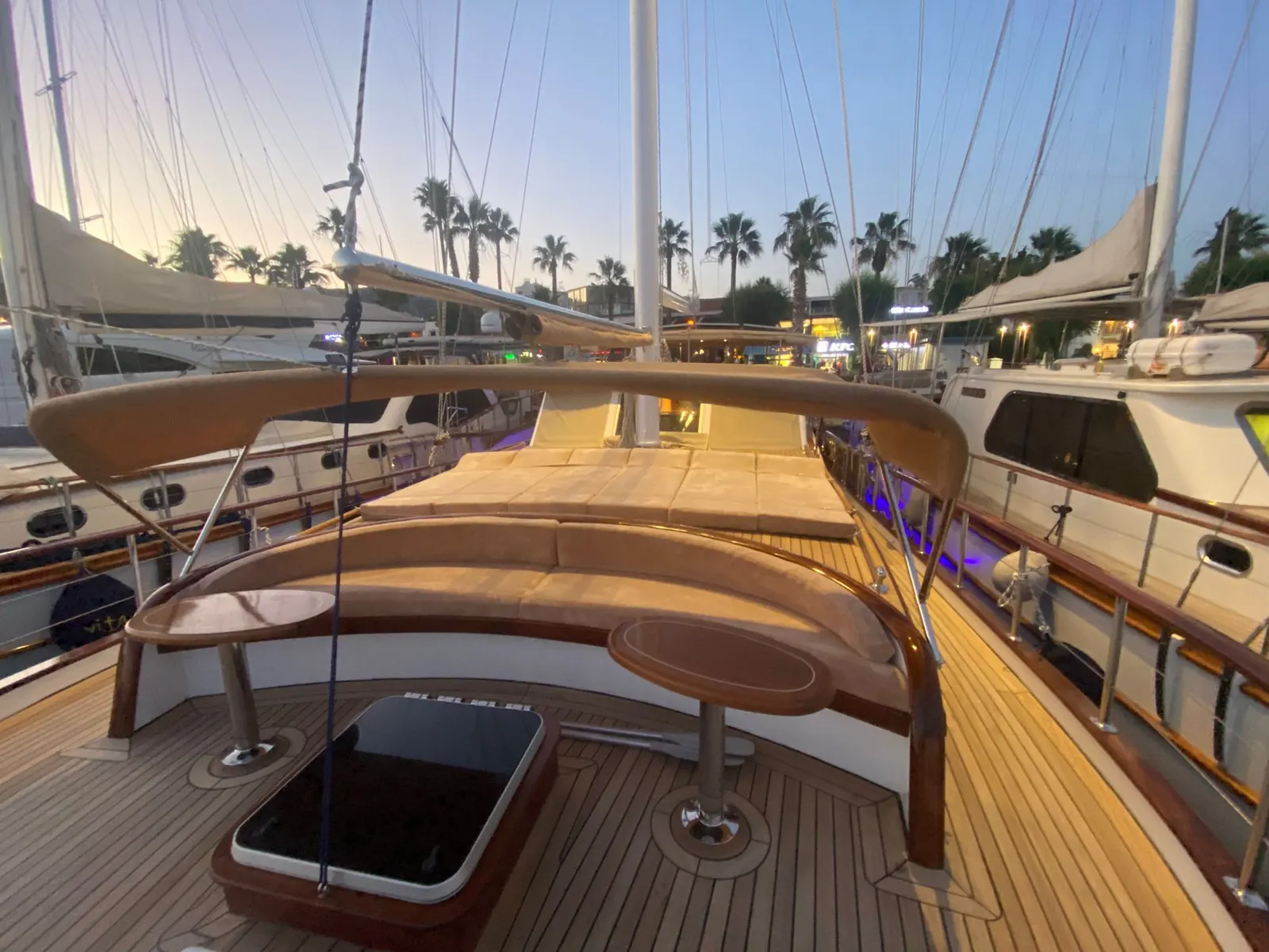 Armonica sailing in Bodrum