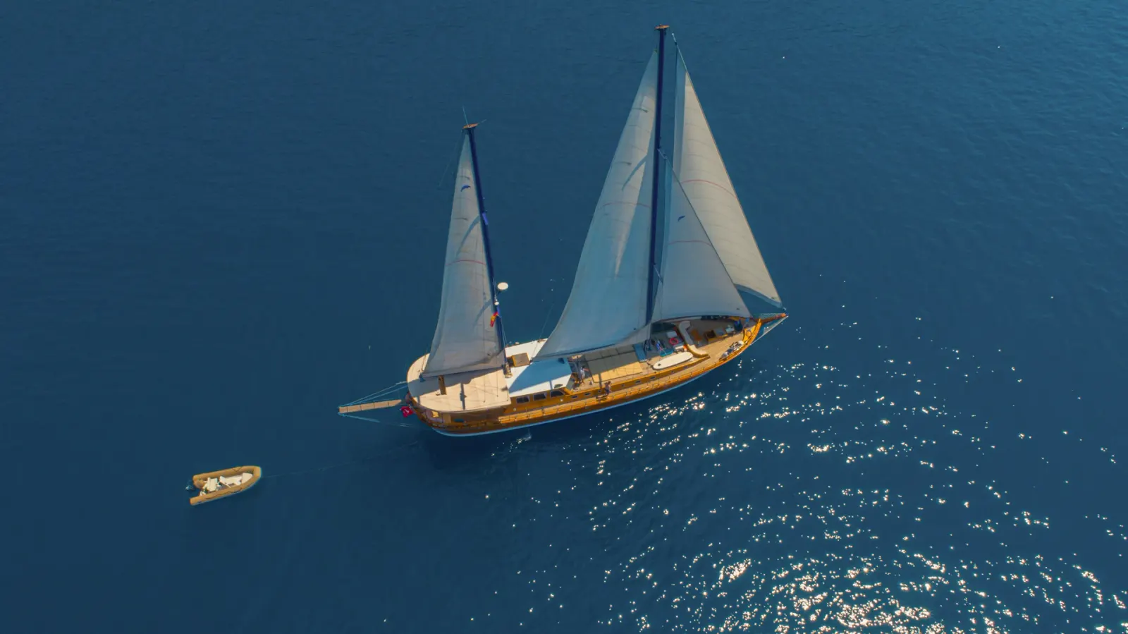 Kaptan Sevket sailing in Tivat