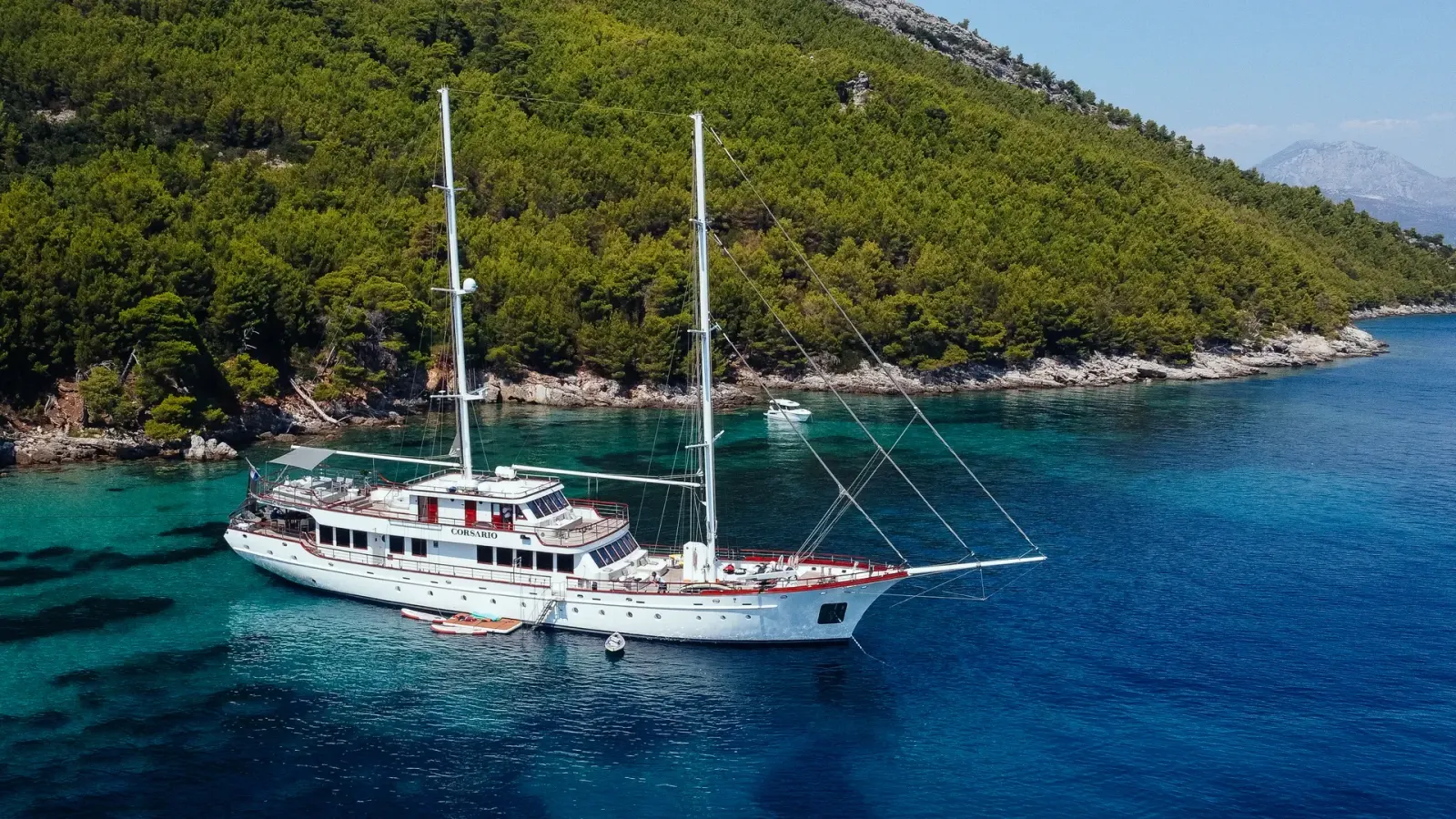 Corsario sailing in Split