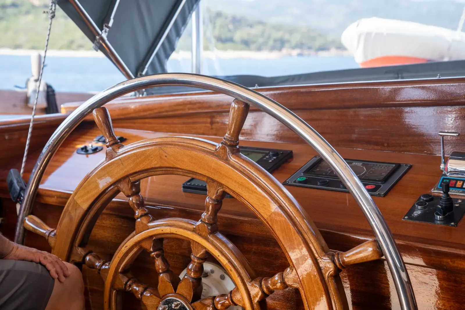 Bedia Sultan sailing in Bodrum