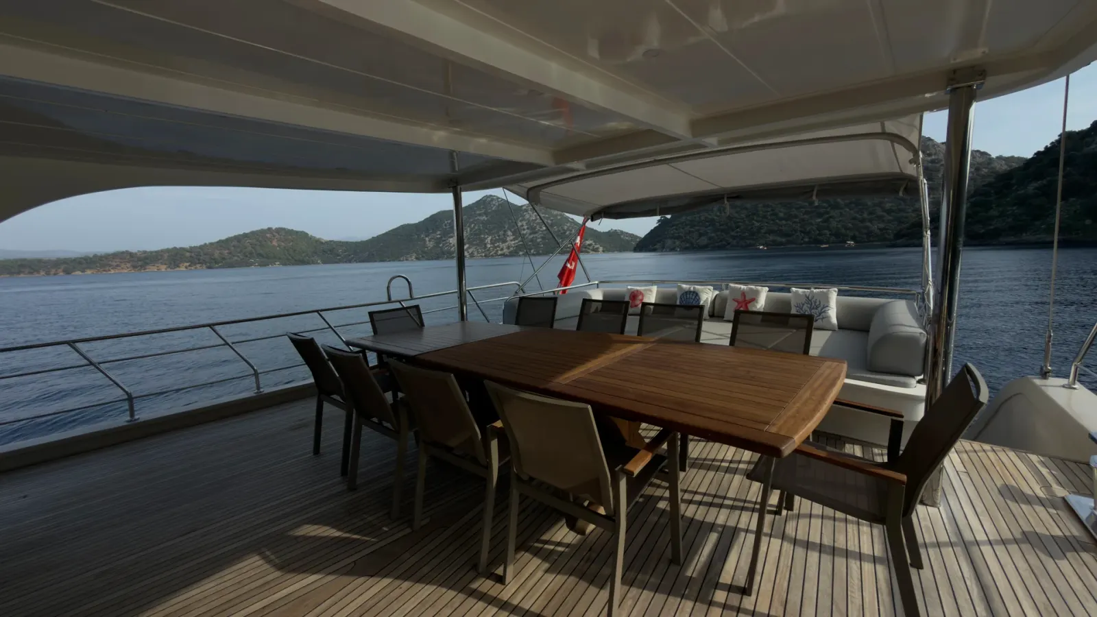 Albatros M sailing in Fethiye