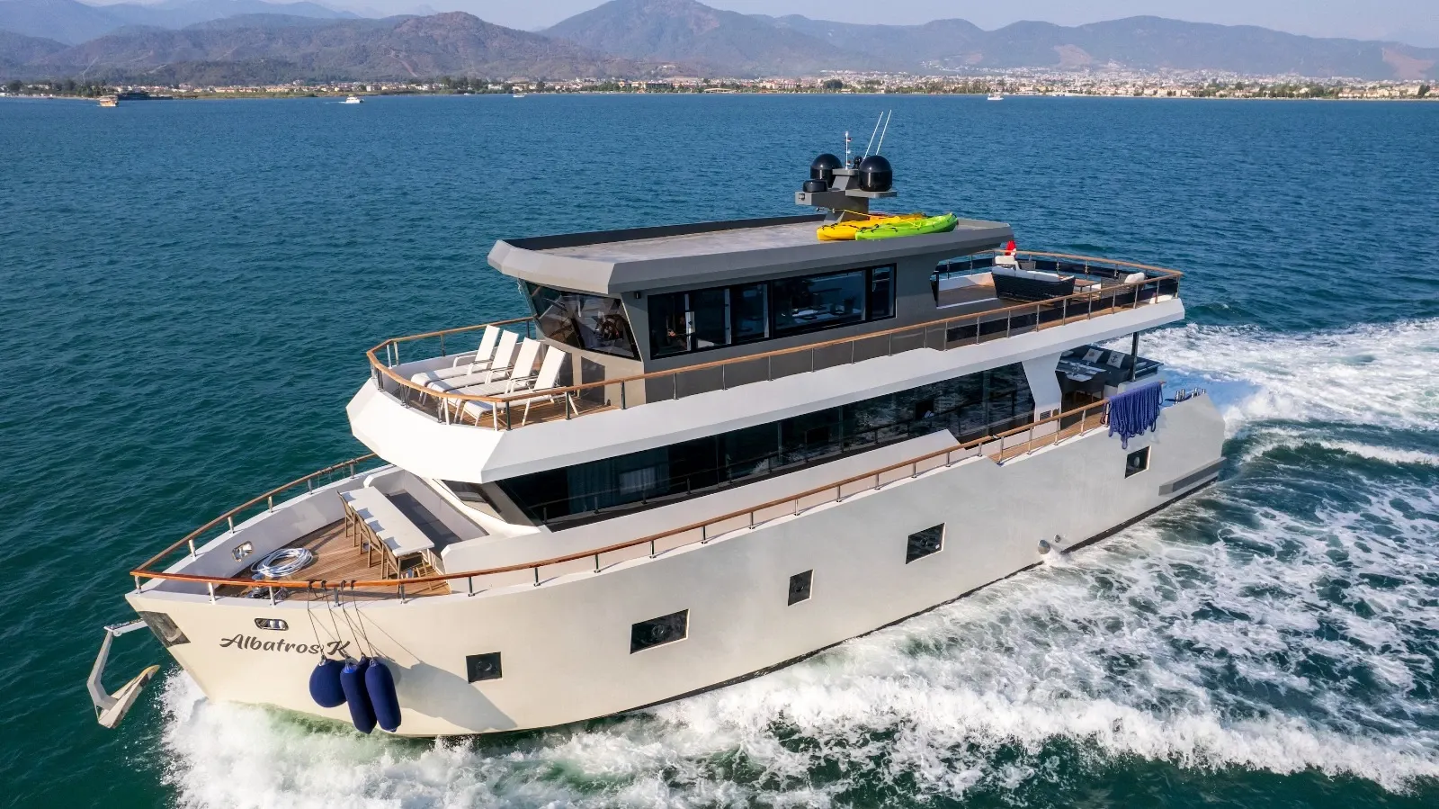 Albatros Explorer sailing in Fethiye