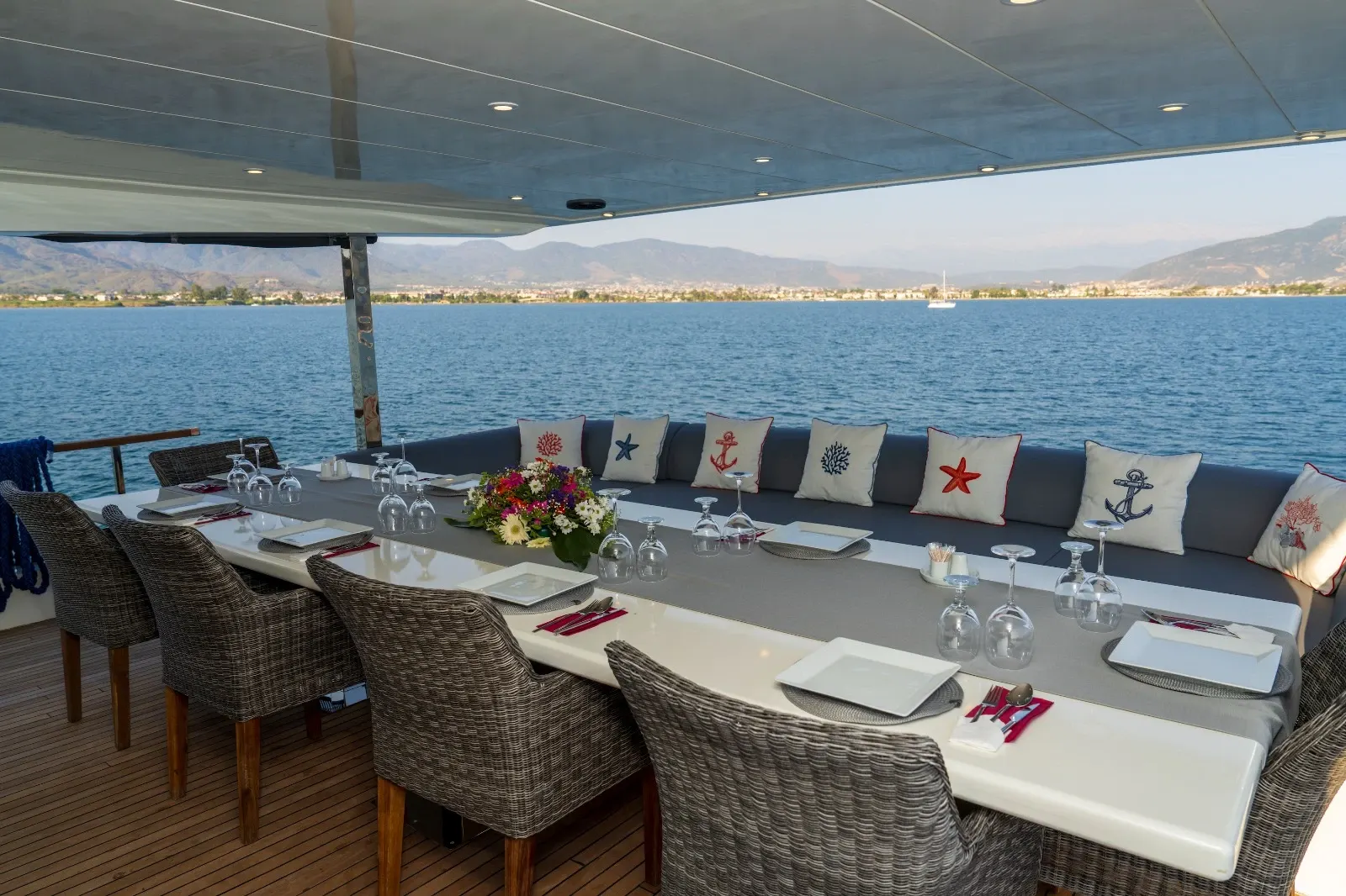 Albatros Explorer sailing in Fethiye